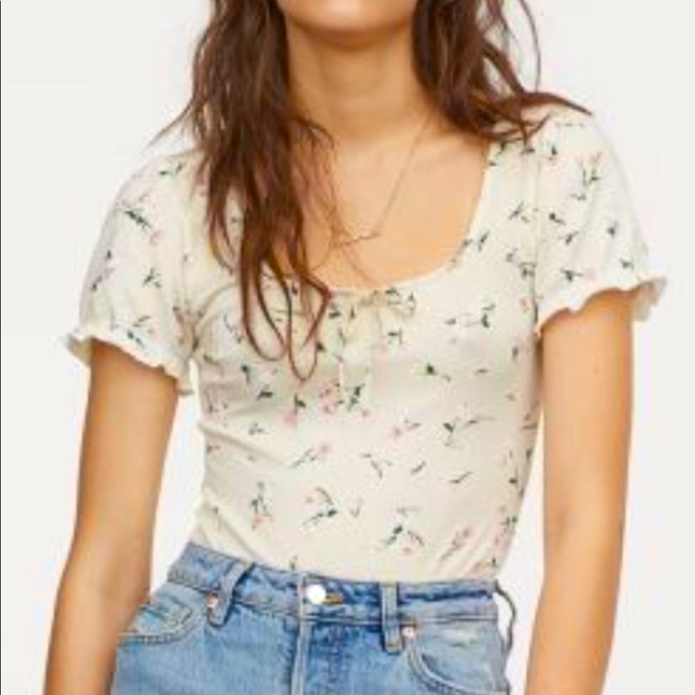 BNWT H&M ribbed body suit cream/flowers - sz S
